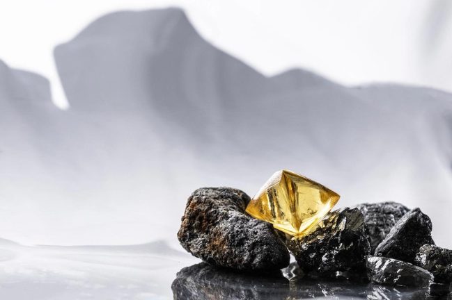 Candia Diamond