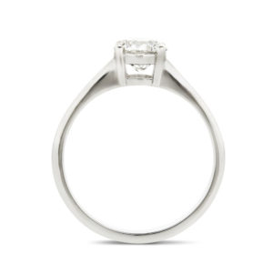 0.9 carat round brilliant engagement ring